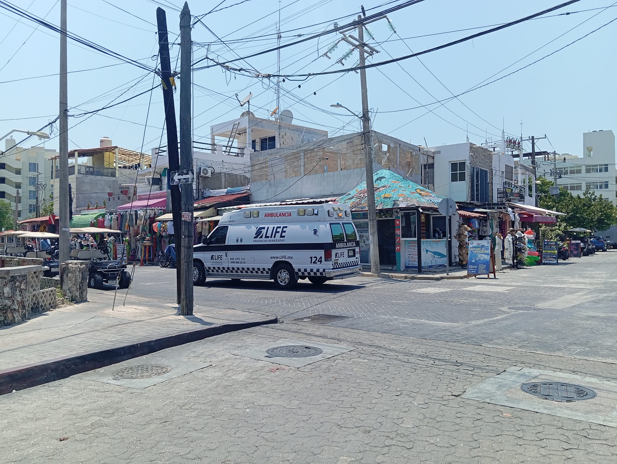 Casi pierde la vida en Playa Norte